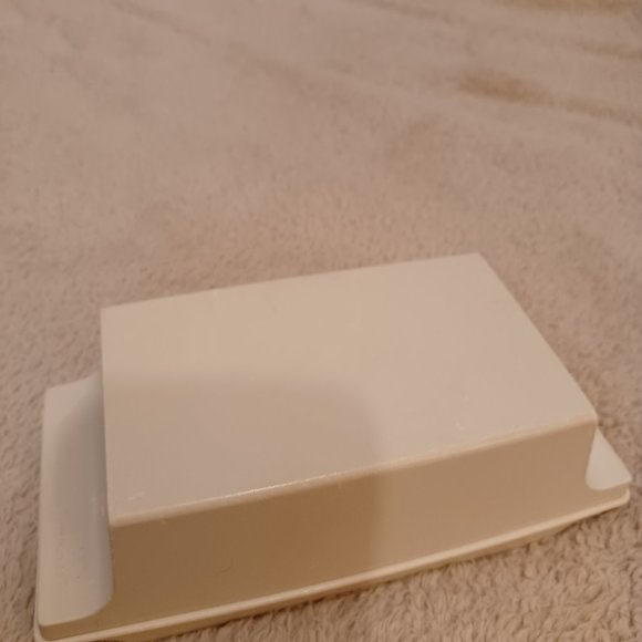 Tupperware Butter Dish - Picture 7 of 7